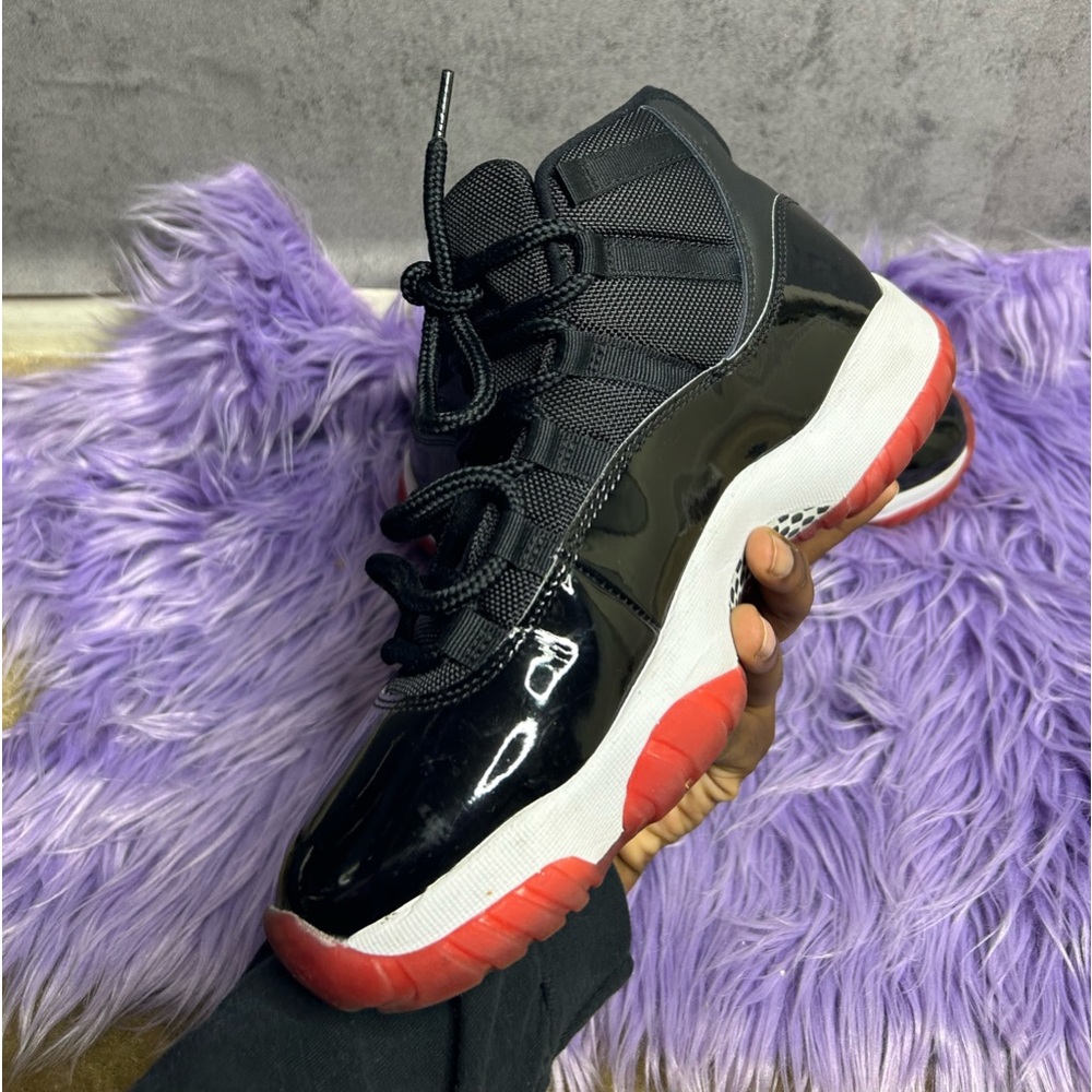 Jordan bred 11’s 2019 - Picture 3 of 7